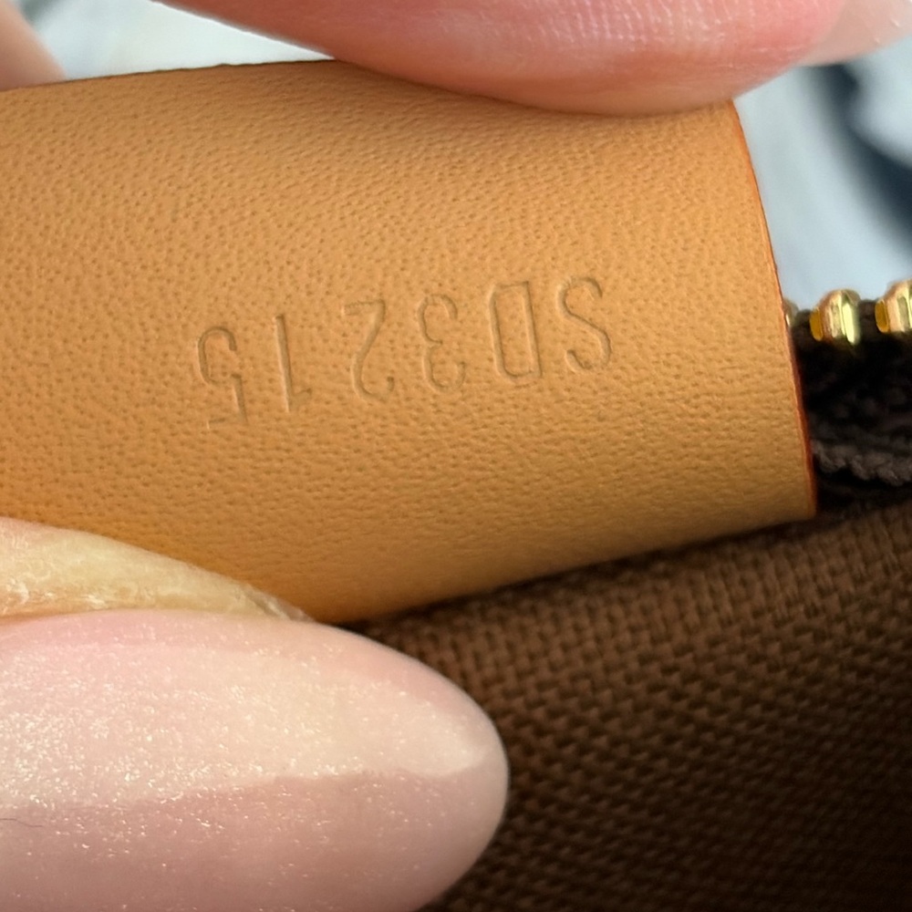 Louis Vuitton Nano Speedy - Picture 14 of 15